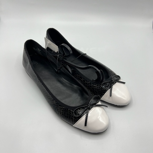 H&M Sz 39/US 8 White Black Faux Snakeskin Ballet Flats NWT - Picture 2 of 11
